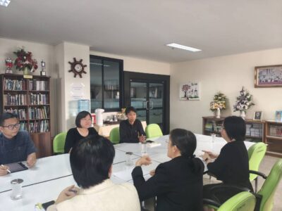 ๑๙ กุมภาพันธ์ ๒๕๖๙ สำนักงานการตรวจเงินแผ่นดินภูมิภาคที่ ๘ (จังหวัดเชียงใหม่) เข้าร่วมการประชุมปิดการตรวจสอบการเงินและบัญชี การปฏิบัติตามกฎหมาย และกองทุนเพื่อการพัฒนาการตรวจเงินแผ่นดิน สำหรับปีงบประมาณ พ.ศ. ๒๕๖๘